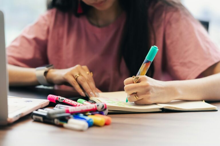 Nauka do egzaminu B1 z polskiego – notatki w zeszycie / Studying for the Polish B1 exam